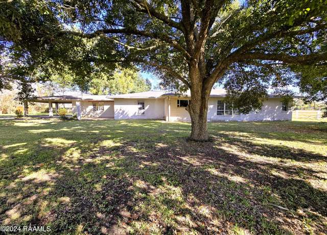 Property at 304 Public Rd, Rayne, LA 70578, 4 beds, 3.5 baths
