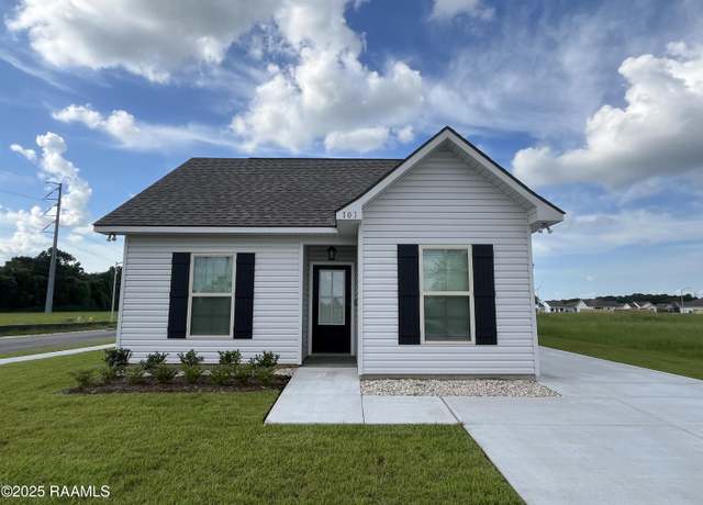 Property at 101 Yorktown Ct, Lafayette, LA 70507, 3 beds, 2 baths