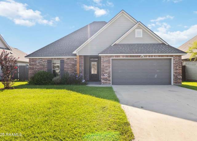 Property at 108 Harvest Ct, Abbeville, LA 70510, 3 beds, 2 baths