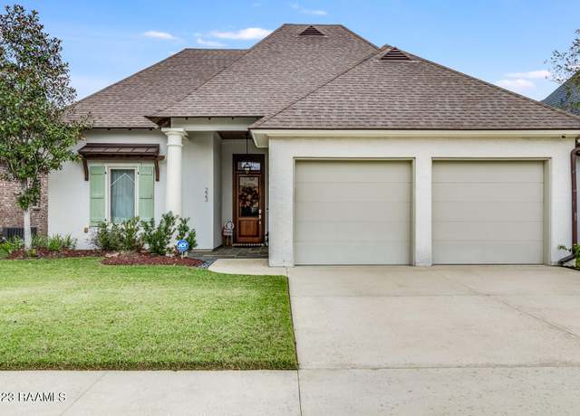 Photo of 223 Country Park Dr, Youngsville, LA 70592