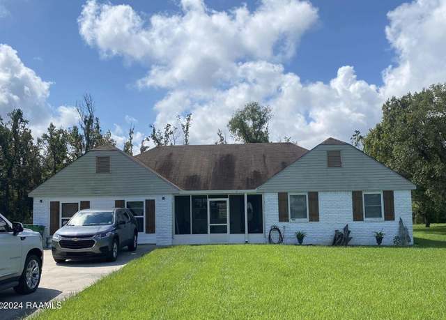 Property at 177 Country Village Dr, Bayou Lourse, LA 70373, 3 beds, 2 baths