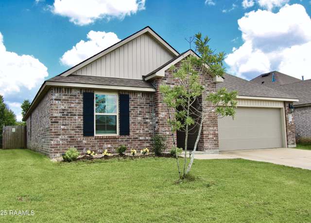 Property at 205 Acadian Lake Dr, Duson, LA 70529, 4 beds, 2 baths