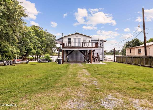 Property at 24033 Highway 333, Abbeville, LA 70510, 3 beds, 3 baths