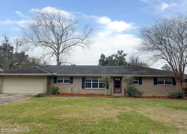 Property at 124 Alonda Dr, Lafayette, LA 70503, 2 beds, 2 baths