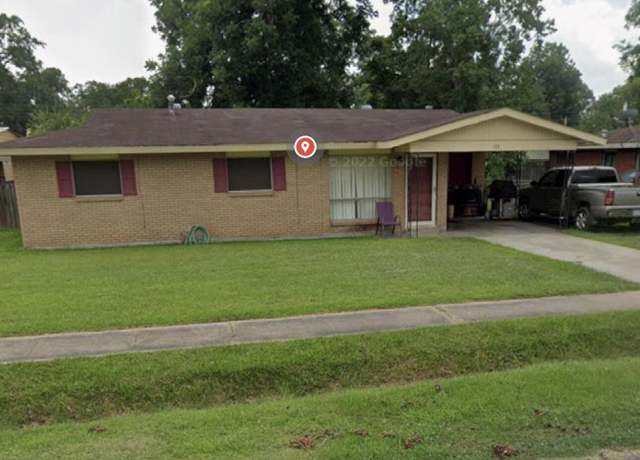 Property at 122 Brockton Dr, Carencro, LA 70520, 3 beds, 1.5 baths