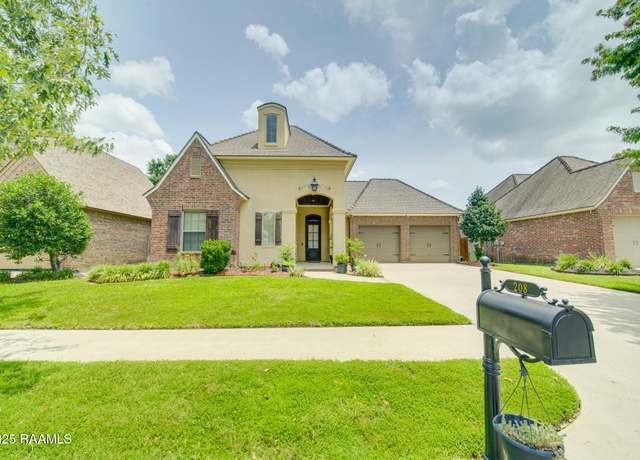 Property at 208 Rue De Frejus, Broussard, LA 70518, 3 beds, 2 baths