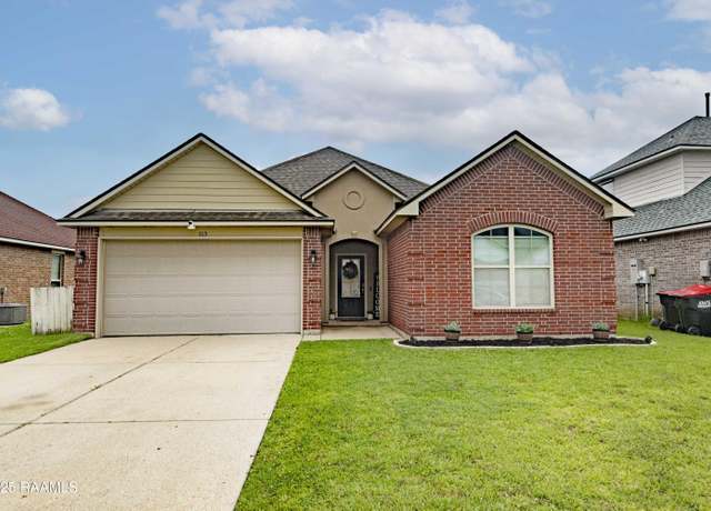 Property at 113 Cascade Rd, Rayne, LA 70578, 4 beds, 2 baths
