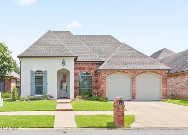 Property at 108 Billingford Dr, Lafayette, LA 70508, 3 beds, 2.5 baths