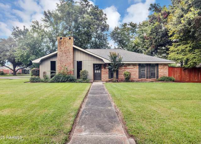 Property at 101 Tudor Cir, Lafayette, LA 70506, 3 beds, 2 baths