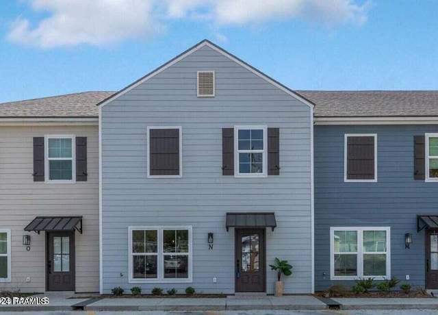 Property at 104 Whittington Dr Unit E, Lafayette, LA 70503, 2 beds, 2.5 baths