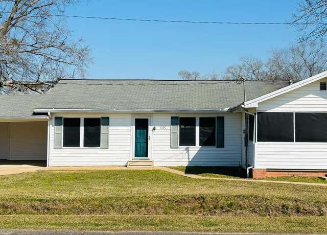 Property at 1107 Railroad St, Pine Prairie, LA 70576, 4 beds, 2 baths