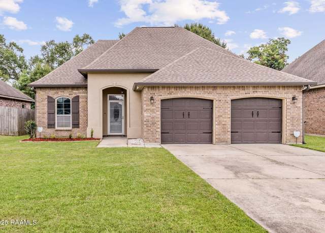 Property at 403 Flanders Ridge Dr, Youngsville, LA 70592, 3 beds, 2 baths