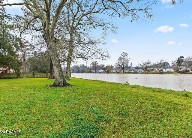 Property at 409 Beth Dr, Franklin, LA 70538