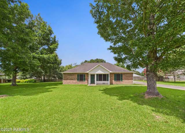 Property at 129 Petitjean Rd, Duson, LA 70529, 4 beds, 3 baths