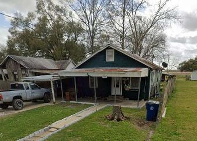 Property at 309 Keller St, Crowley, LA 70526, 2 beds, 1 bath