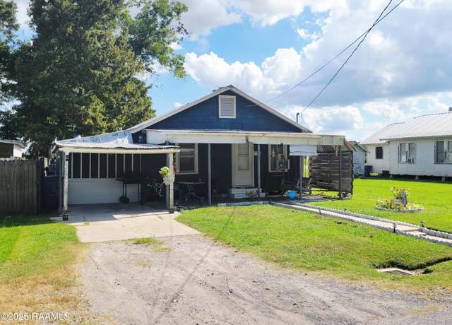Property at 309 Keller St, Crowley, LA 70526, 2 beds, 1 bath