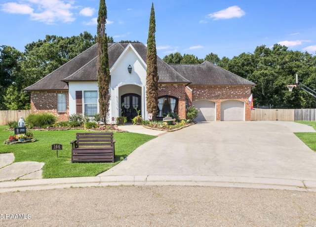 Property at 144 Cypress Cv, Youngsville, LA 70592, 5 beds, 3 baths