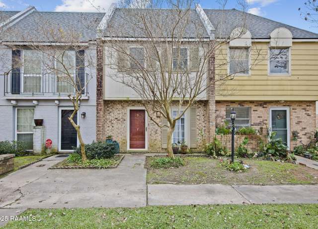Property at 1326 Dulles Dr Unit E, Lafayette, LA 70506, 2 beds, 2.5 baths