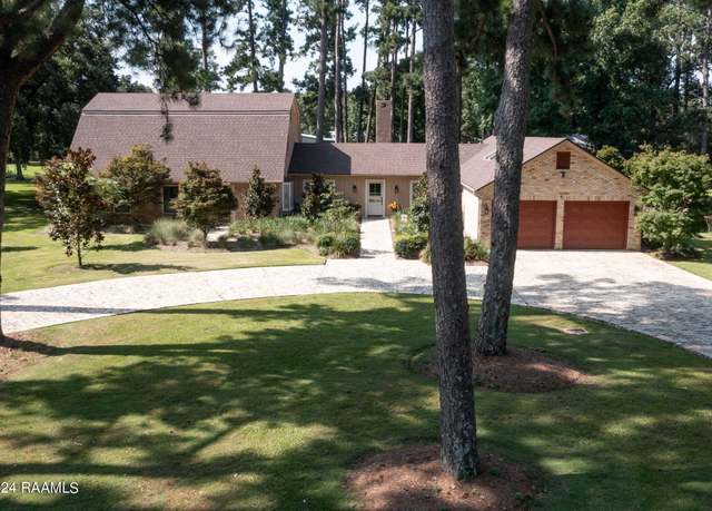 Property at 179 Forest Dr, Crowley, LA 70526, 4 beds, 4 baths