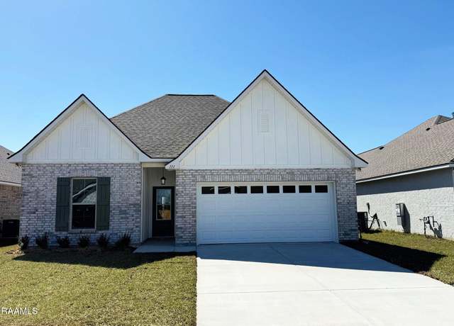 Property at 111 Gilded Ln, Broussard, LA 70518, 4 beds, 3 baths
