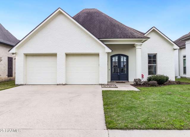 Property at 310 Cypress View Dr, Youngsville, LA 70592, 3 beds, 2 baths
