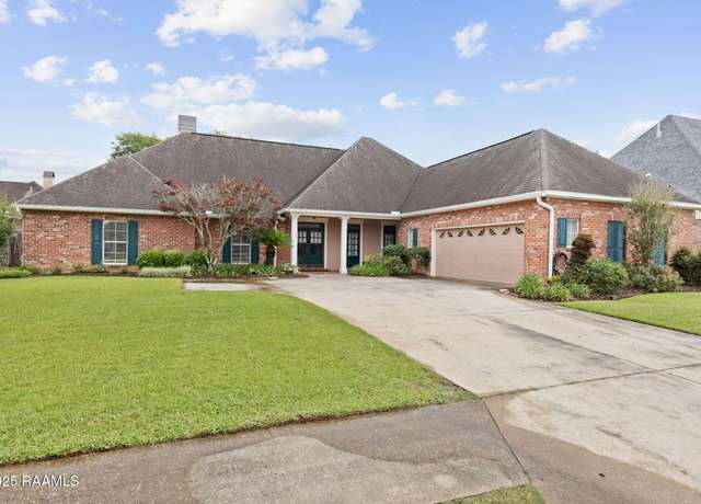 Property at 103 Cove Cir, Lafayette, LA 70508, 4 beds, 3 baths