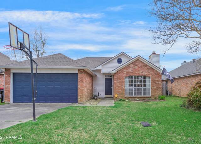 Property at 104 Kettering Cir, Lafayette, LA 70506, 3 beds, 2 baths