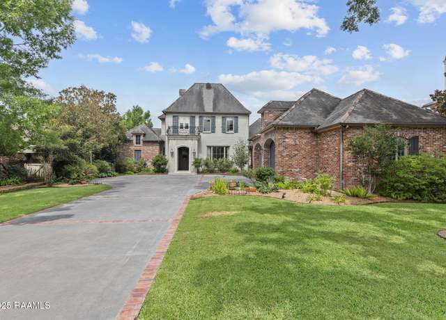 Property at 308 Princeton Woods Loop, Lafayette, LA 70508, 4 beds, 5 baths