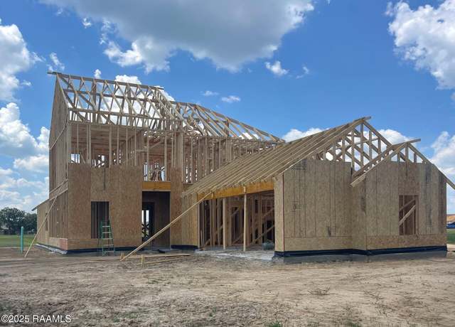 Property at 103 High Point Way, Youngsville, LA 70592, 4 beds, 3.5 baths
