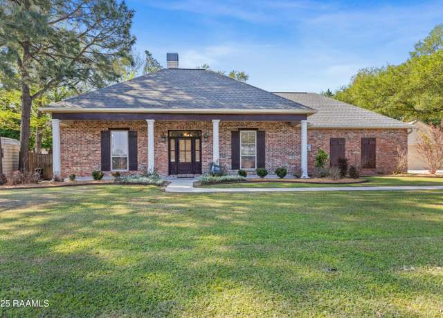 Property at 103 Cameo Dr, Scott, LA 70583, 4 beds, 2 baths
