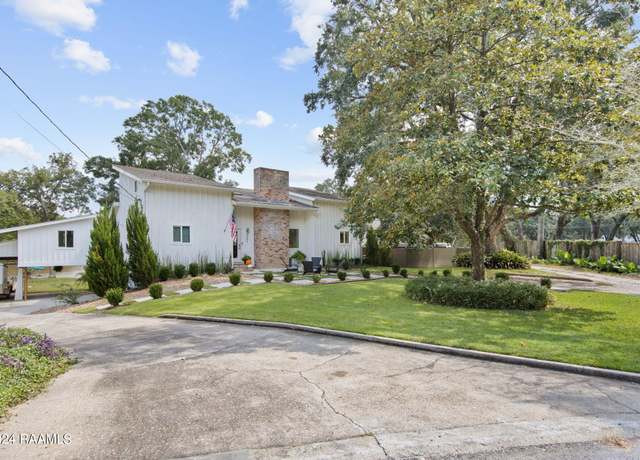 Property at 251 Grand Ave, Lafayette, LA 70503, 4 beds, 4 baths