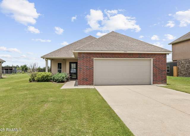 Property at 8938 Rue Blanc, Abbeville, LA 70510, 3 beds, 2 baths
