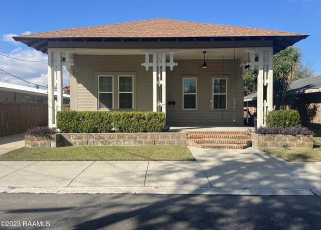 Property at 121 St. Clair St, Morgan City, LA 70380, 3 beds, 3 baths
