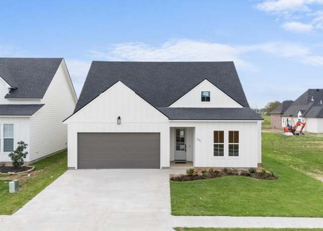 Property at 201 Prague Ave, Youngsville, LA 70592, 3 beds, 2.5 baths