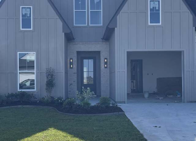 Property at 210 Amsterdam Ave, Youngsville, LA 70592, 4 beds, 3 baths