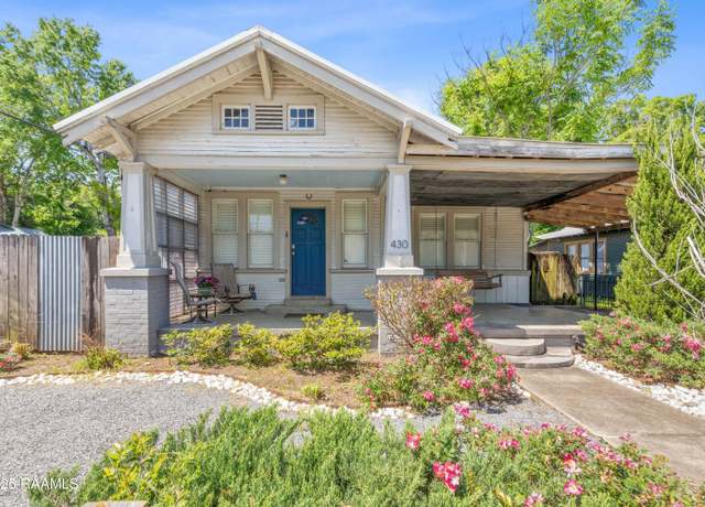 Property at 430 S Pierce St, Lafayette, LA 70501, 2 beds, 1 bath