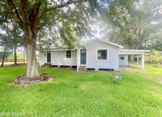 Property at 2115 A St, New Iberia, LA 70563, 3 beds, 1 bath