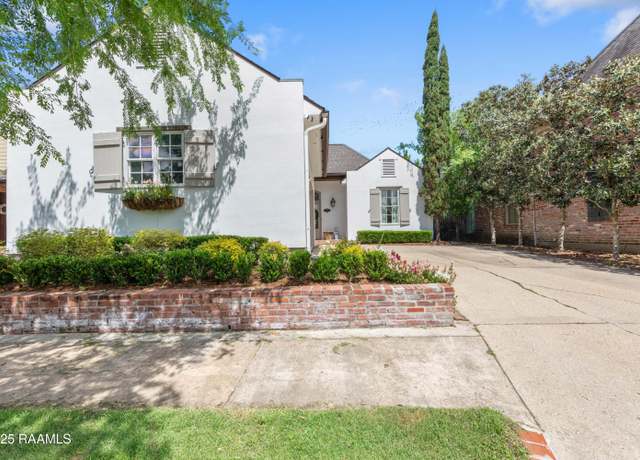 Property at 232 Annunciation St, Lafayette, LA 70508, 3 beds, 2.5 baths