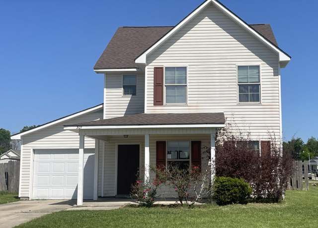Property at 307 Coles Creek Dr, Carencro, LA 70520, 3 beds, 2.5 baths