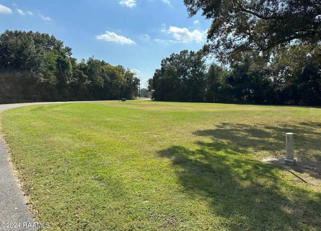 Property at 12210 Lake Breeze Dr, Erath, LA 70533