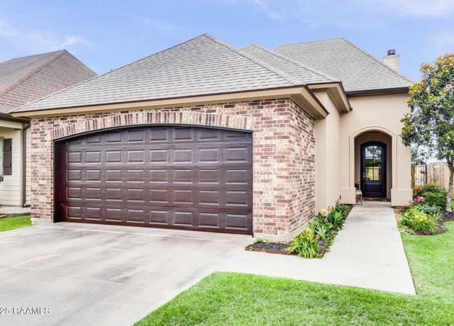 Property at 508 Highland View Dr, Youngsville, LA 70592, 3 beds, 2 baths
