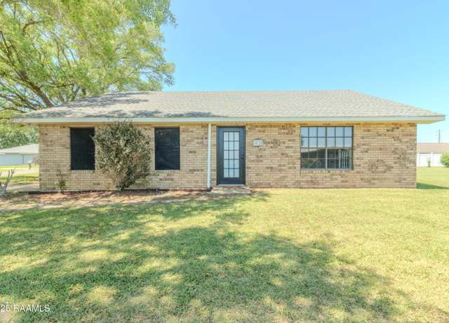 Property at 10728 Sandra Dr, Kaplan, LA 70548, 3 beds, 2 baths