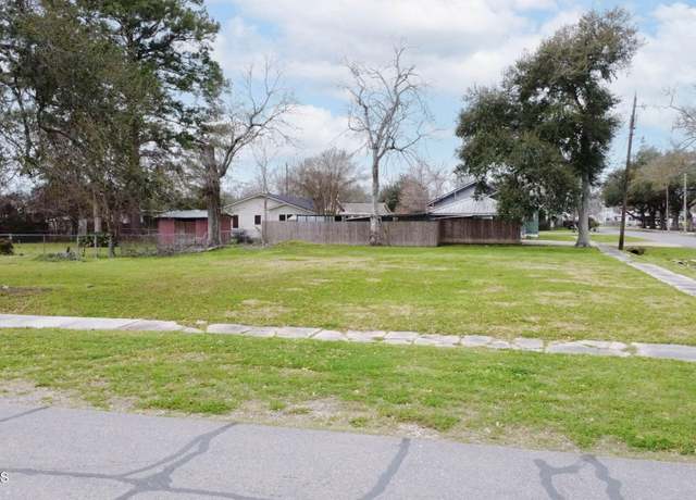 Property at 500 Second St, Rayne, LA 70578