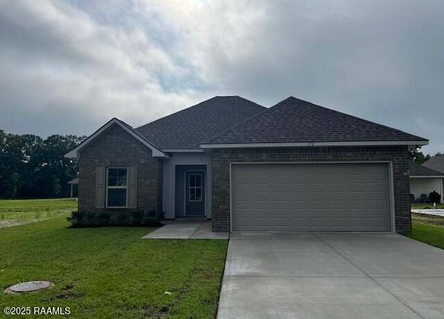 Property at 318 Dunwoody Ct, Carencro, LA 70520, 3 beds, 2 baths