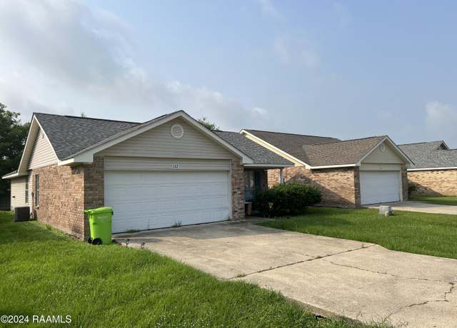 Property at 230 Armentine Cv, Breaux Bridge, LA 70517, 12 beds, 8 baths
