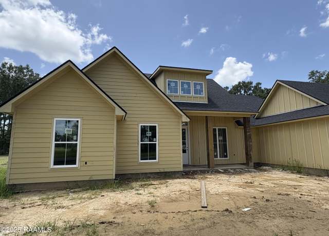 Property at 704 Kilchrist Rd, Carencro, LA 70520, 4 beds, 2 baths