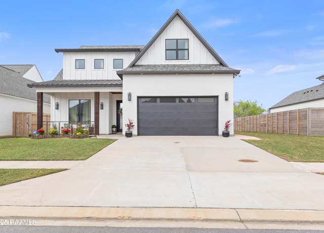 Property at 124 Cherrywood Dr, Lafayette, LA 70508, 4 beds, 3 baths