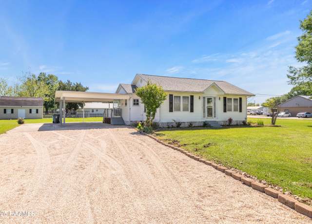 Property at 267 Roger Rd, Lafayette, LA 70507, 3 beds, 1 bath