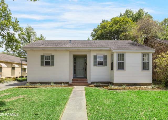 Property at 340 Indest St, New Iberia, LA 70563, 3 beds, 2 baths