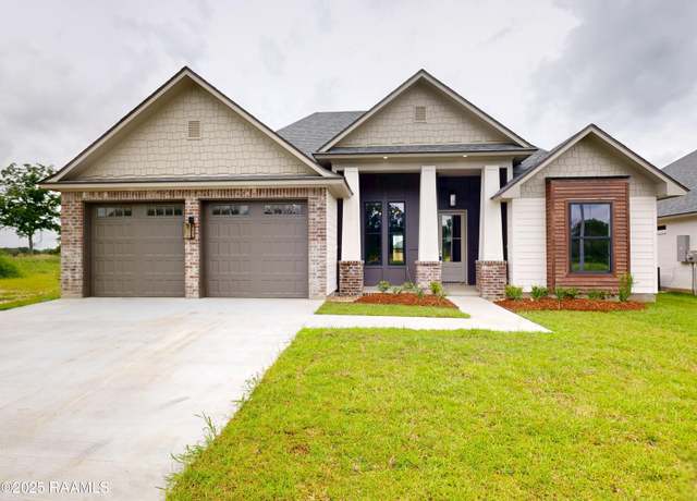 Property at 102 Fountain Meadow Dr, Broussard, LA 70518, 3 beds, 2 baths